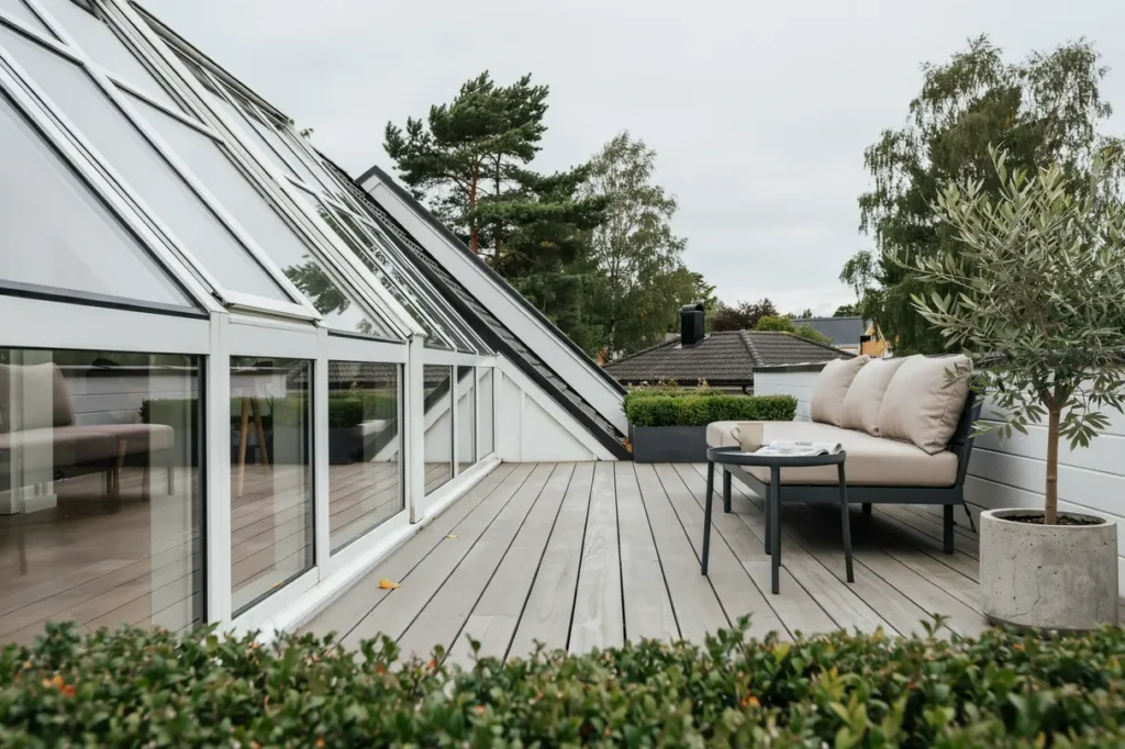 renovering av altan och uterum p villa i bergsviken